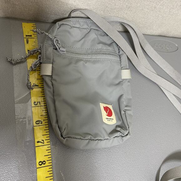 Fjallraven Unisex High Coast Pocket Crossbody Bag Gray Hiking Waterproof Durable - Picture 12 of 15